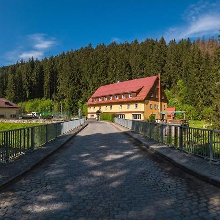 Chata Cenkovka Srni Bagian luar foto