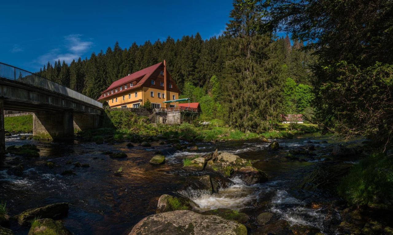 Chata Cenkovka Srni Bagian luar foto