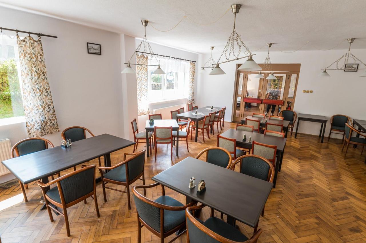 Chata Cenkovka Srni Bagian luar foto